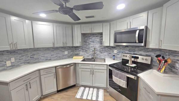 1976 TROPICANA Mobile Home For Sale