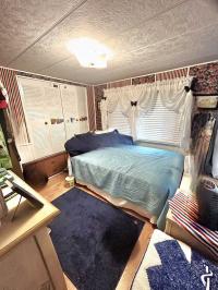 AGE 40+ Mobile Home