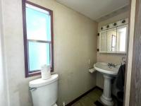 1990 FLEE Manufactured Home