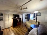 1990 FLEE Manufactured Home