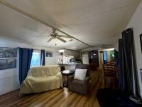 1990 FLEE Manufactured Home