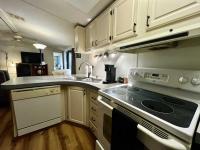 1990 FLEE Manufactured Home