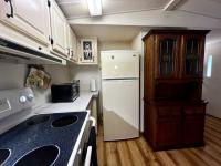 1990 FLEE Manufactured Home
