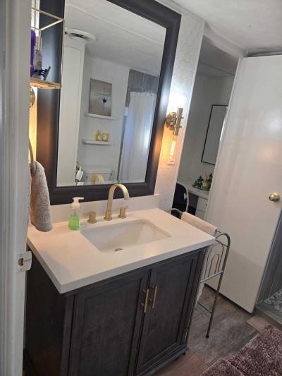Photo 5 of 14 of home located at 19225 N. Cave Creek Rd. #33 Phoenix, AZ 85024