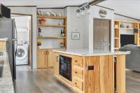 2020 Commodore Manufactured Home