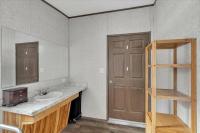 2020 Commodore Manufactured Home