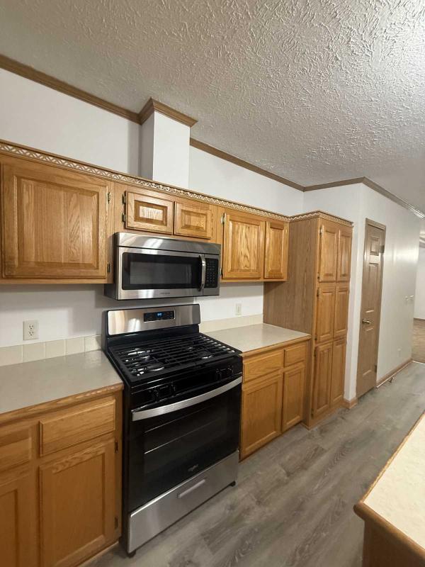 2001 Manufactured Home