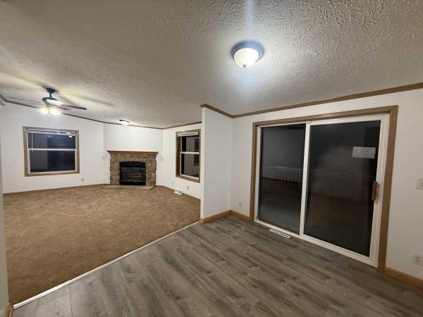 2001 Manufactured Home