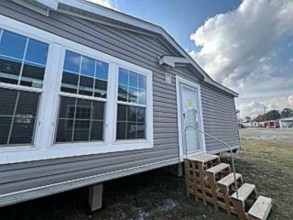 Photo 1 of 2 of home located at Mike Sells Homes 4241 Us Hwy 280, Harpersville, AL 35078