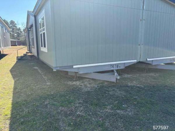 Photo 1 of 2 of home located at Tandem Mobile Homes Inc. 12271 State Highway 31 W Tyler, TX 75709