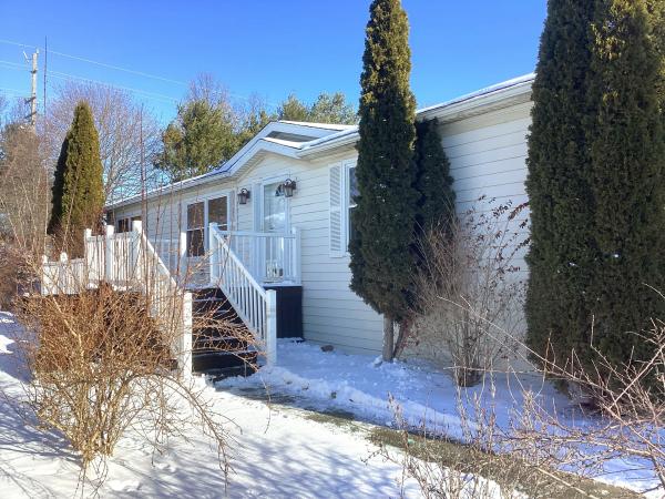 2001 Commander Mobile Home For Sale