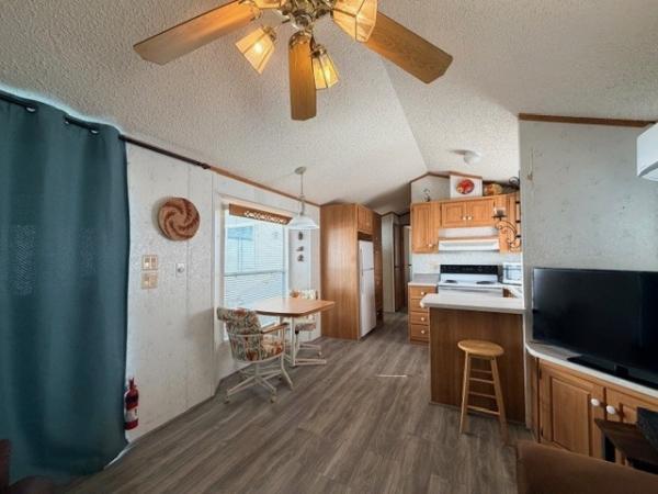 1999 Cavco Manufactured Home