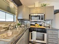 1986 Park Manufactured Home