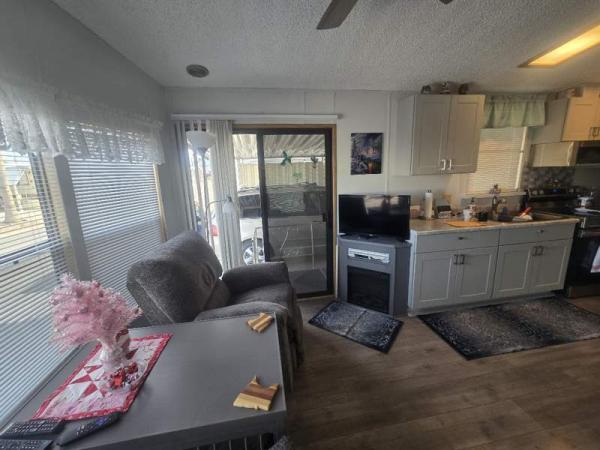 1990 Redman Manufactured Home