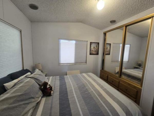 1990 Redman Manufactured Home