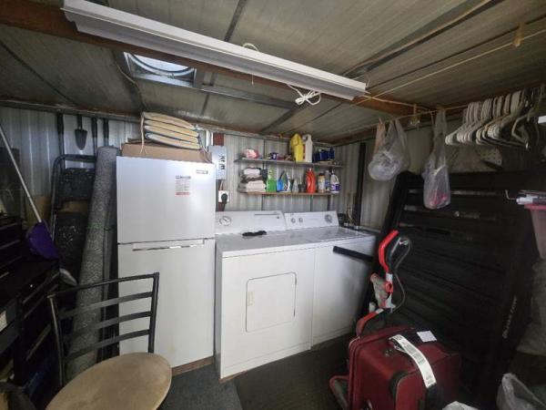 1990 Redman Manufactured Home