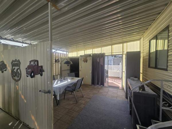 1990 Redman Manufactured Home