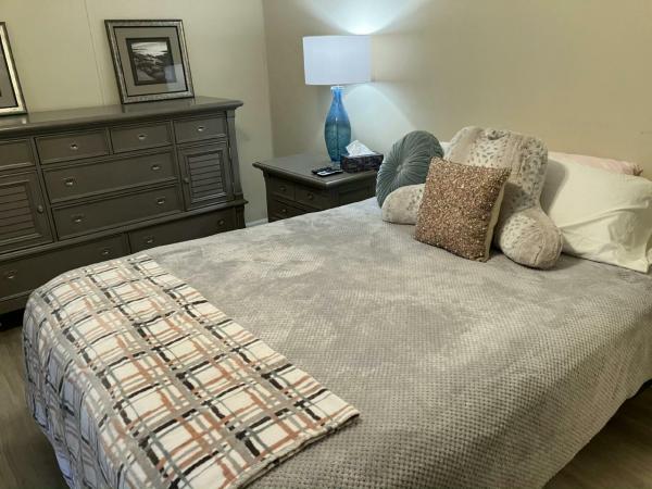 1986 Twin Manufactured Home