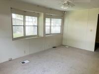 1983 TWIN Manufactured Home