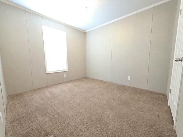 2019 Advantage II RA2852 215 Mobile Home