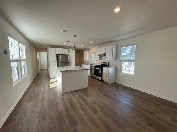 2025 Champion Home Builders, Inc. mobile Home