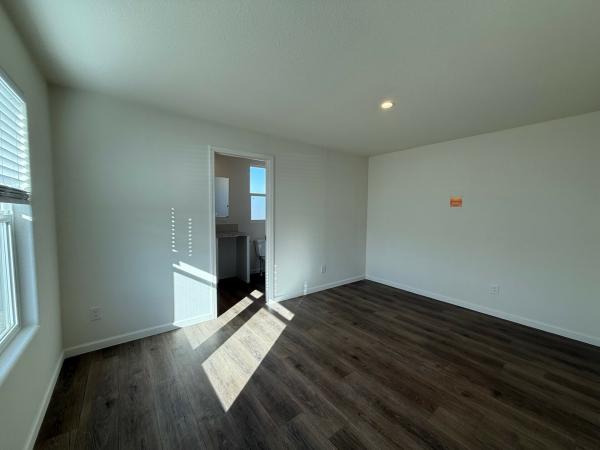 2025 Champion Home Builders, Inc. mobile Home