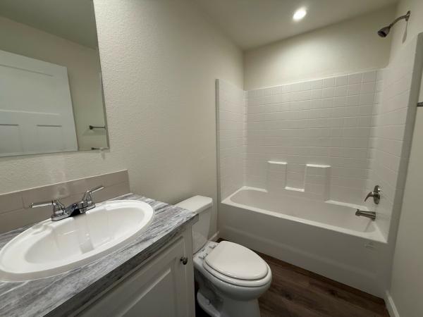 2025 Champion Home Builders, Inc. mobile Home