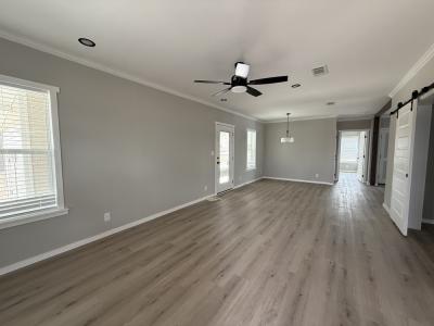 Photo 2 of 18 of home located at 1101 C West Gleneagles Rd Lot 0911 Ocala, FL 34480