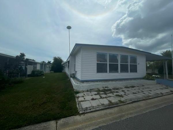 Photo 1 of 2 of home located at 2346 Druid Rd #1407 Clearwater, FL 33764