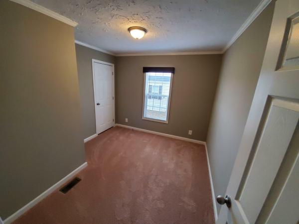 2019 Clayton Homes Inc Yes Mobile Home