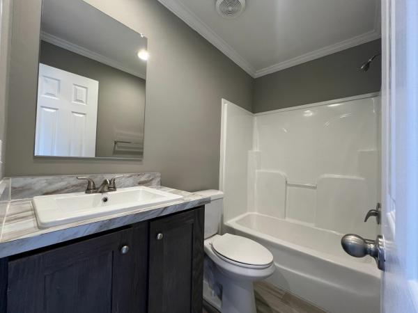 2022 Clayton Homes Inc Community Series Mobile Home