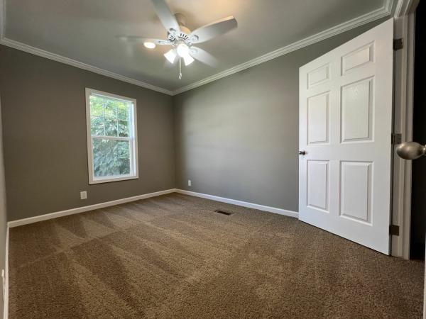 2022 Clayton Homes Inc Community Series Mobile Home