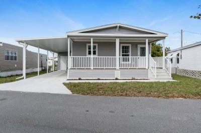 Photo 2 of 21 of home located at 347 Chub Street Lakeland, FL 33815