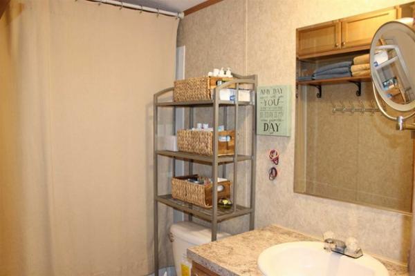 2015 Commodore Mobile Home