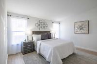 1998 Golden West Winterhaven Manufactured Home