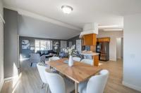 1998 Golden West Winterhaven Manufactured Home