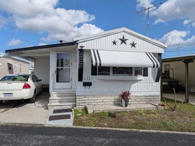 Photo 1 of 15 of home located at 370 53rd Ave N Saint Petersburg, FL 33703