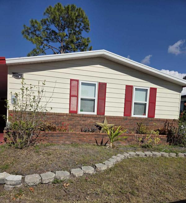 1986  Mobile Home For Sale