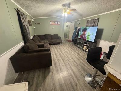 Mobile Home at 41275 Old Michigan Avenue #917 Canton, MI 48188