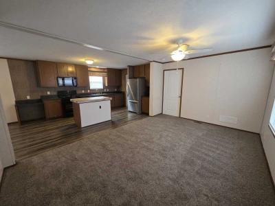 Photo 2 of 11 of home located at 700 W Ridgeway Ave Cedar Falls, IA 50613