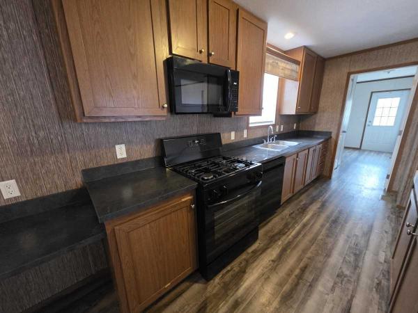 2017 Clayton Mobile Home For Sale