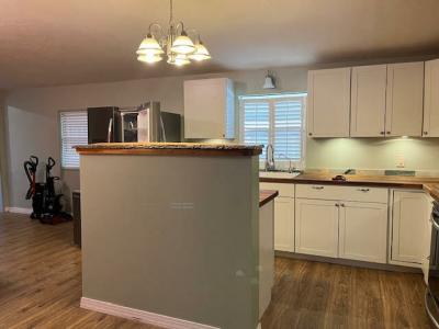 Photo 2 of 29 of home located at 100 Hampton Rd #02 Clearwater, FL 33759