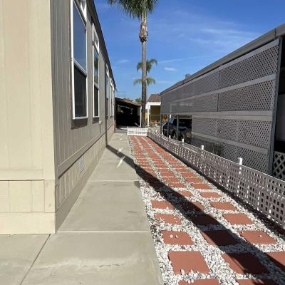 Photo 3 of 10 of home located at 10001 W Frontage Rd #175 South Gate, CA 90280