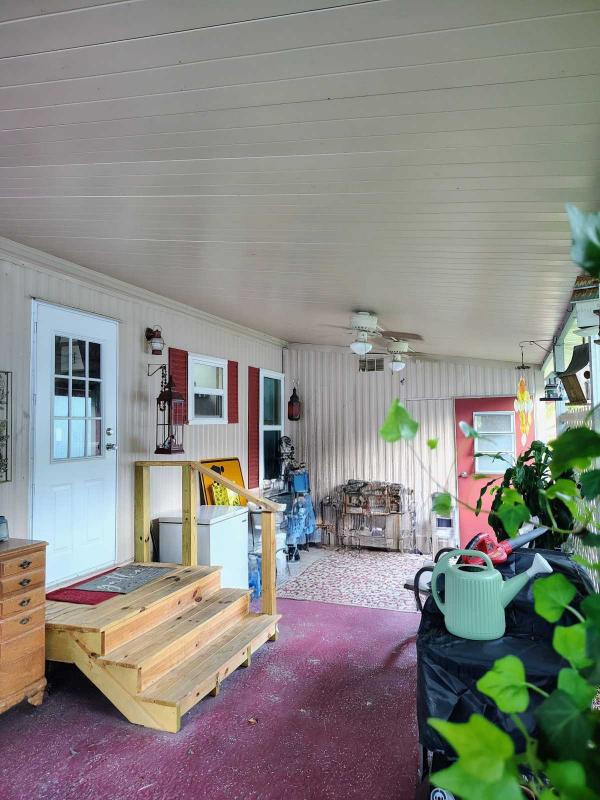 1979 NOBI HS Manufactured Home