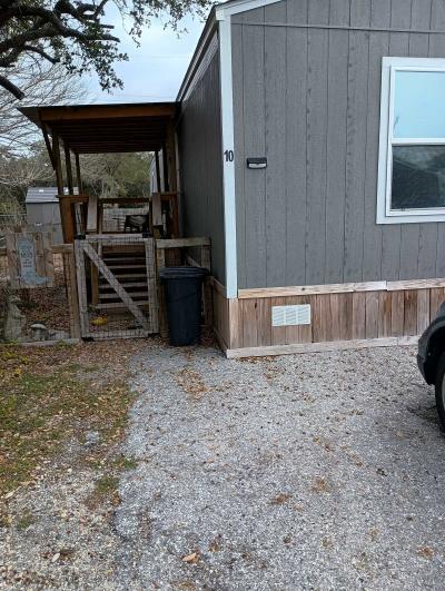 Photo 2 of 23 of home located at 1500 W Matlock Ave Trlr 10 Aransas Pass, TX 78336