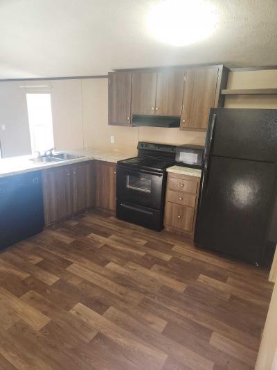 Photo 4 of 16 of home located at 2134 Musket Dr Navarre, FL 32566