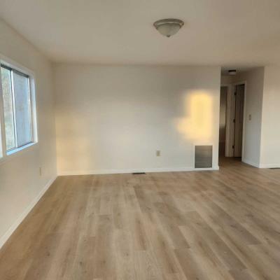 Photo 3 of 24 of home located at 201 Foxwood Lane Naples, FL 34112