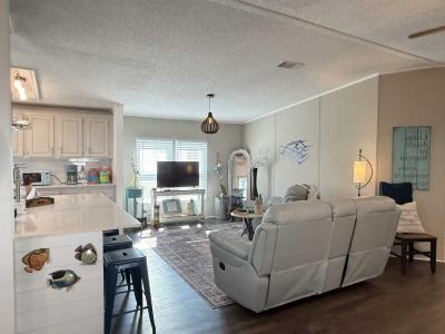 Photo 5 of 31 of home located at 516 Klickety Klak Lane Valrico, FL 33594