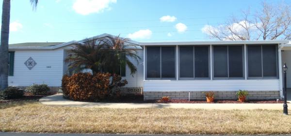 2005 Homes of Merit Mobile Home For Sale