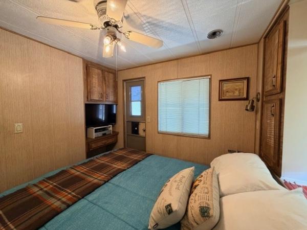 1988 N\A Manufactured Home